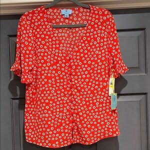 CeCe Red Floral Blouse Women’s size M NWT